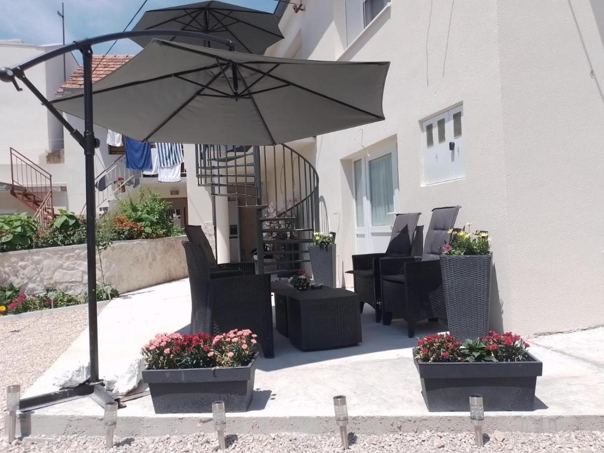 Apartments Ciao Bella City Centre With Free Parking Шибеник Экстерьер фото